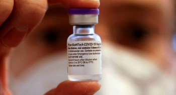 Vacina da Pfizer pode evitar transmissão do vírus, diz estudo
